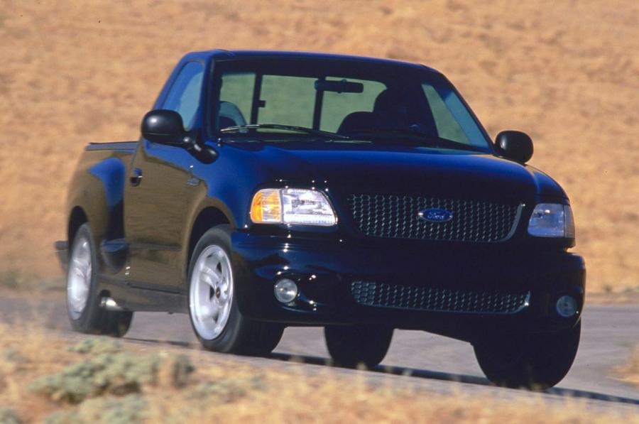  Ford F-150 SVT Lightning 2000 года  (фото 1 из 1)